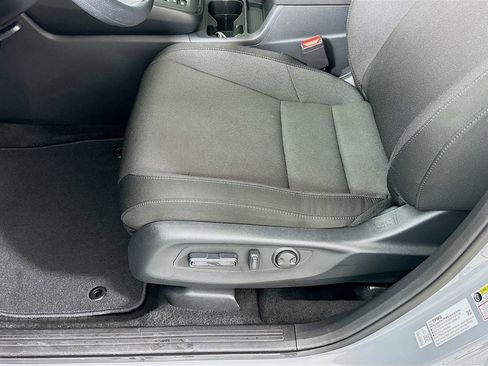 Used 2025 Honda CR-V EX image 19
