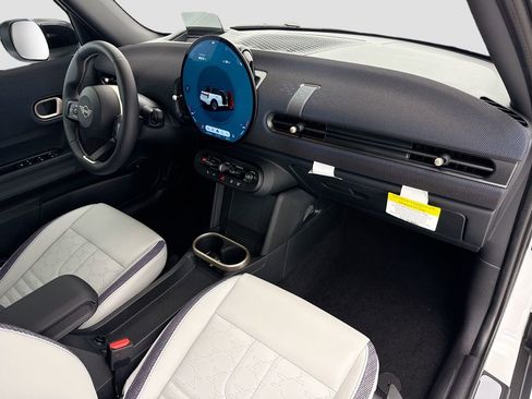 New 2026 MINI Cooper 4-Door Hardtop image 16