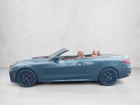 Used 2025 BMW 440i xDrive Convertible w/ Premium Package image 9