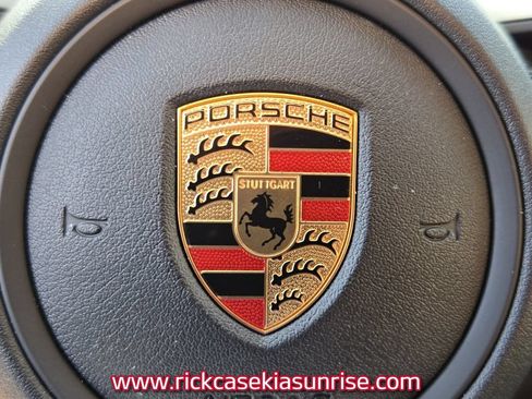 Used 2023 Porsche Macan Turbo AWD/4WD image 27