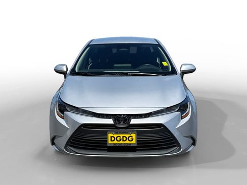 Used 2023 Toyota Corolla LE FWD image 8