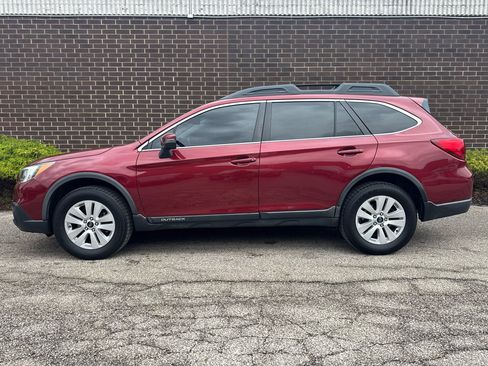 Used 2016 Subaru Outback 2.5i Premium image 2