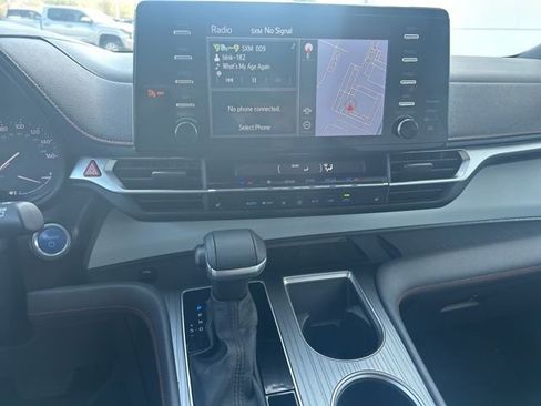 Used 2023 Toyota Sienna XSE w/ XSE Plus Package image 22