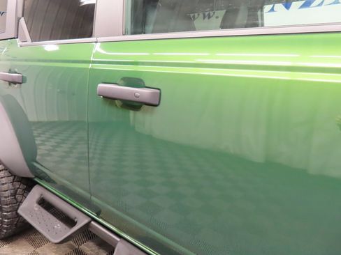 Used 2024 Ford Bronco Wildtrak image 28