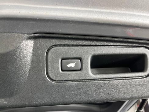 Used 2023 Honda Passport Elite image 12