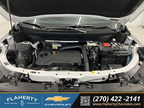 Used 2026 Chevrolet Equinox LT AWD/4WD image 16