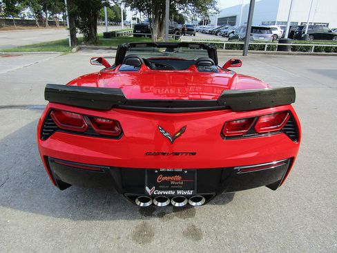 Used 2015 Chevrolet Corvette Stingray Convertible w/ 2LT Preferred Equipment Group RWD image 6