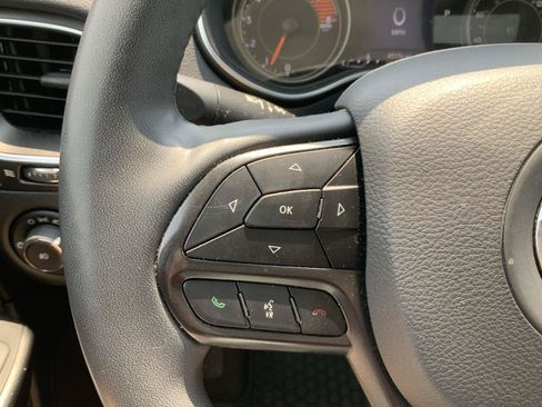 Used 2022 Jeep Cherokee Trailhawk AWD/4WD image 22