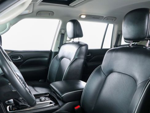 Used 2024 INFINITI QX80 Premium Select w/ All-Season Package image 30