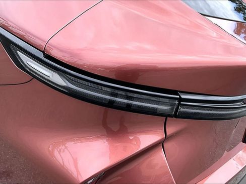New 2026 Lexus ES 350e FWD image 12