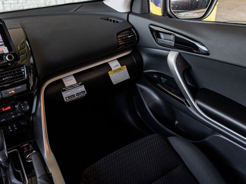 New 2025 Mitsubishi Eclipse Cross LE image 23