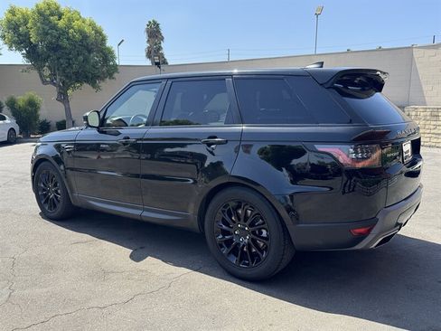 Used 2020 Land Rover Range Rover Sport SE AWD/4WD image 9