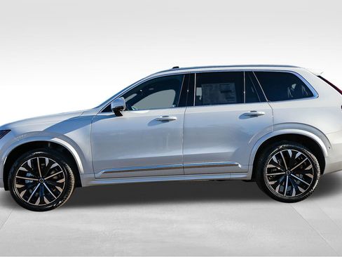 Used 2026 Volvo XC90 B5 Plus w/ Protection Package AWD/4WD image 8