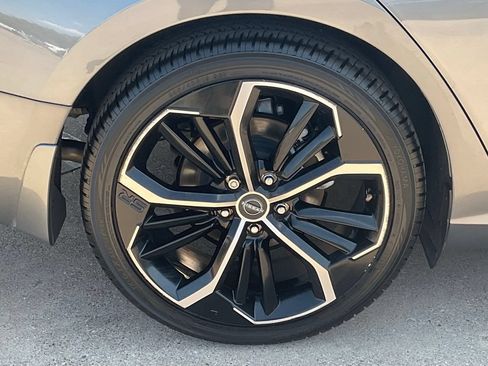Used 2024 Nissan Altima 2.5 SR FWD image 7