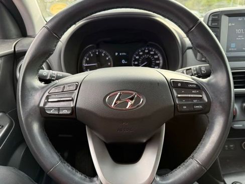 Used 2019 Hyundai Kona SEL image 18