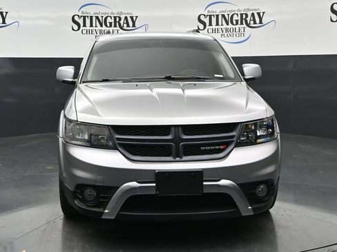 Used 2018 Dodge Journey Crossroad w/ Nav & Sun Group FWD image 2