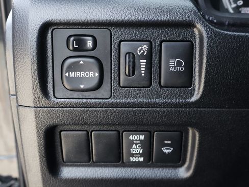 Used 2024 Toyota 4Runner TRD Off-Road Premium w/ Moonroof Package AWD/4WD image 22