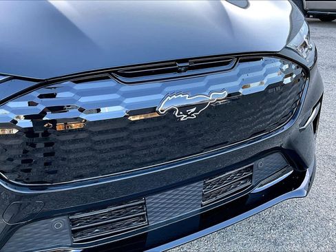 Used 2025 Ford Mustang Mach-E Premium w/ Sport Appearance Package image 29