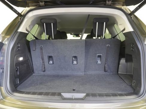 Certified 2025 Subaru Ascent Premium AWD/4WD image 36