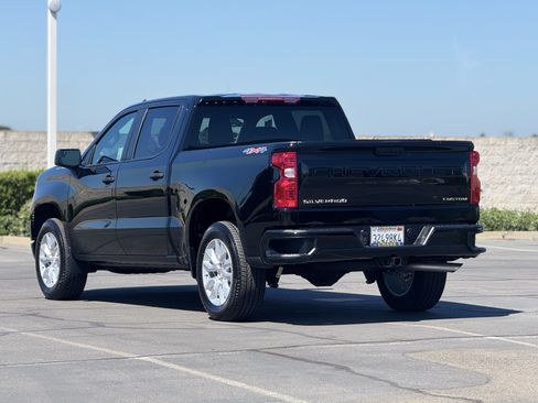 Certified 2025 Chevrolet Silverado 1500 Custom AWD/4WD image 5