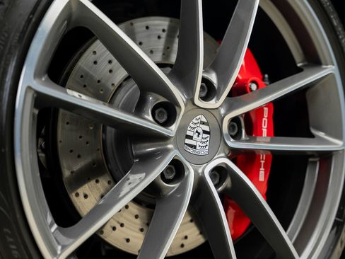 Used 2023 Porsche 911 Carrera S RWD image 6