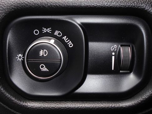 Certified 2023 RAM 1500 Big Horn AWD/4WD image 19