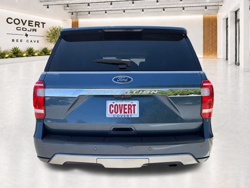 Used 2018 Ford Expedition XLT w/ Equipment Group 202A RWD image 10