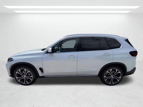 New 2026 BMW X5 sDrive40i w/ Climate Comfort Package image 7