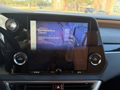 Used 2025 Lexus RX 350 FWD w/ Technology Package image 35