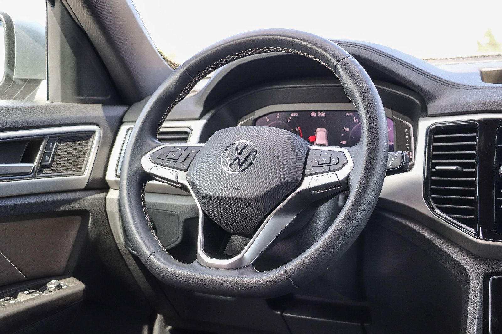 Used 2023 Volkswagen Atlas Cross Sport SE w/ Black Wheel Package FWD image 16