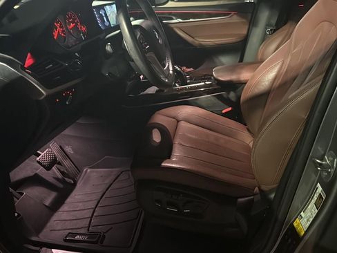 Used 2018 BMW X5 xDrive50i image 5