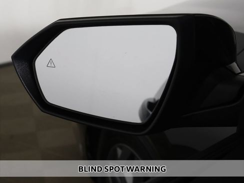 Used 2024 Hyundai Elantra SEL FWD image 5
