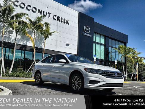 Used 2021 Volkswagen Jetta SE image 1