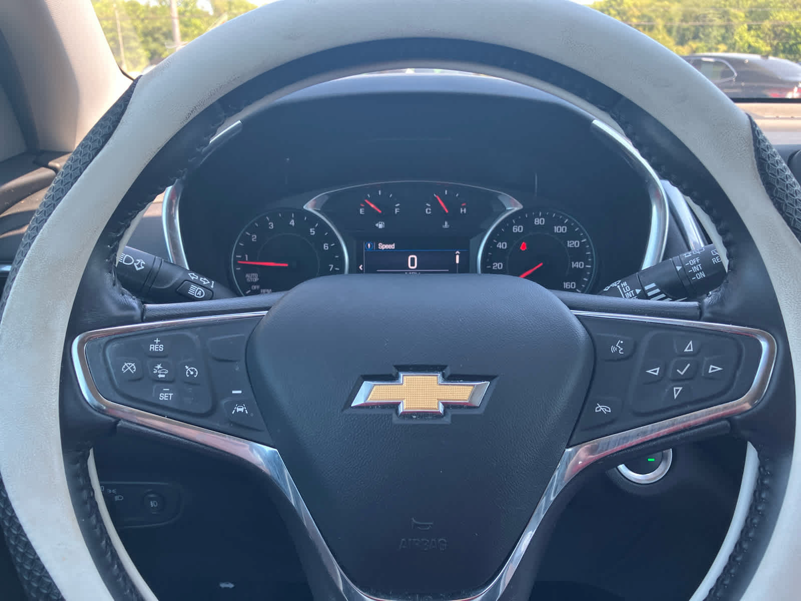 Used 2021 Chevrolet Equinox LT FWD image 11