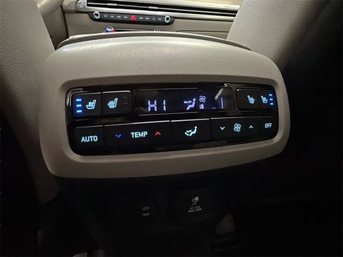 Used 2023 Hyundai Palisade Limited image 26
