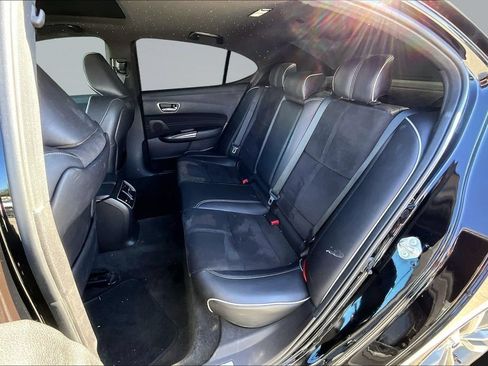 Used 2018 Acura TLX V6 w/ Technology & A-SPEC Pkg FWD image 17