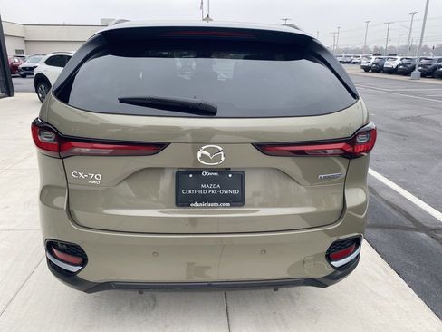 Certified 2025 MAZDA CX-70 Plug-In Hybrid w/ Premium Pkg image 5