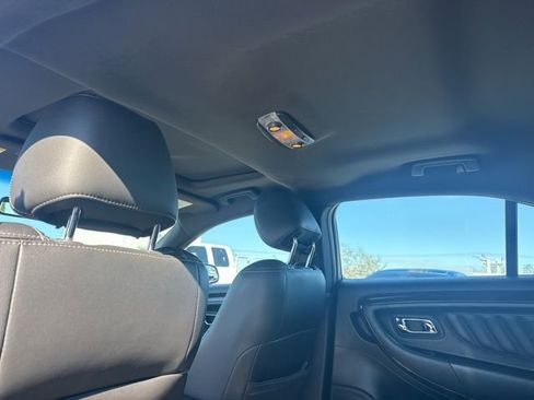 Used 2016 Ford Taurus Limited image 5