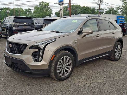 Used 2023 Cadillac XT4 Sport AWD/4WD image 3