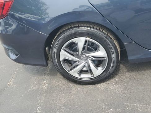 Used 2019 Honda Civic LX image 5