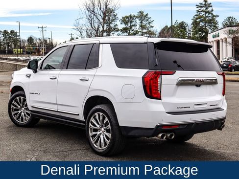 Used 2021 GMC Yukon Denali w/ Denali Premium Package image 5