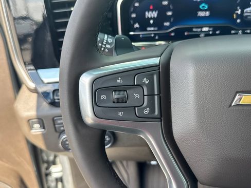 Used 2025 Chevrolet Silverado 1500 LTZ w/ LTZ Premium Package AWD/4WD image 26