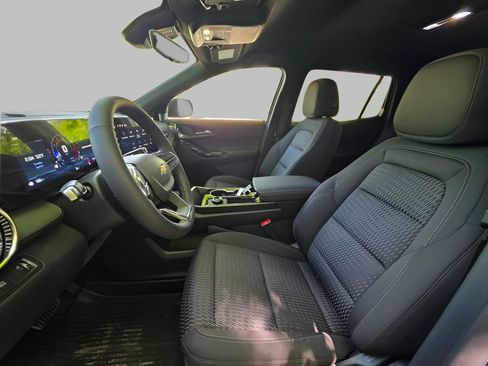 New 2026 Chevrolet Equinox LT w/ Safety and Technology Package image 15