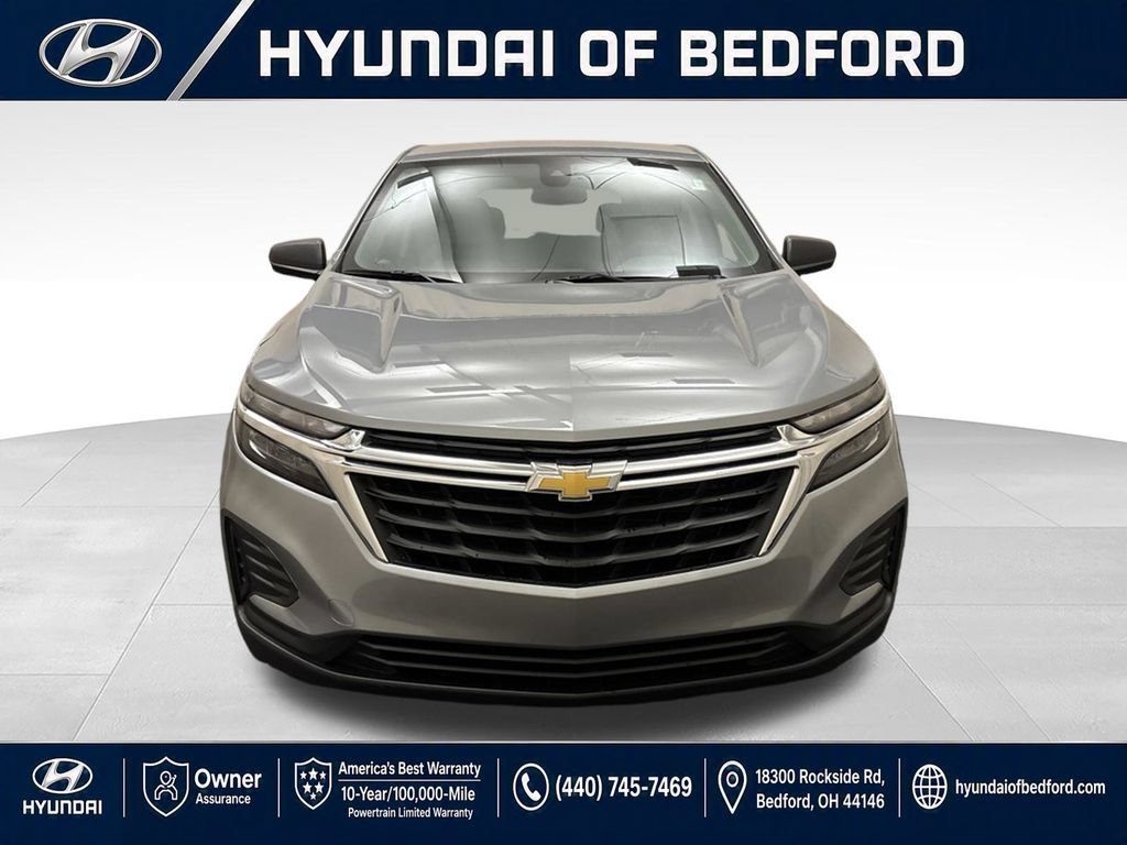 Used 2023 Chevrolet Equinox LS AWD/4WD image 2