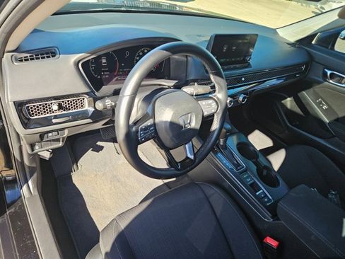 Certified 2022 Honda Civic EX image 16