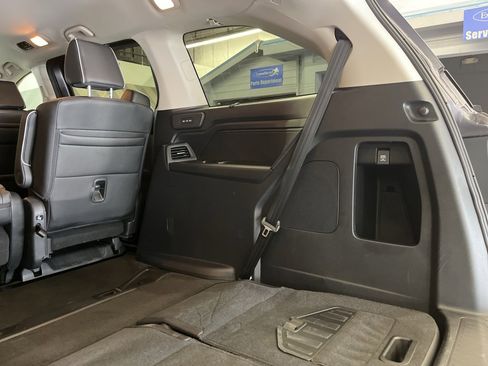 Used 2025 Honda Odyssey Touring image 40