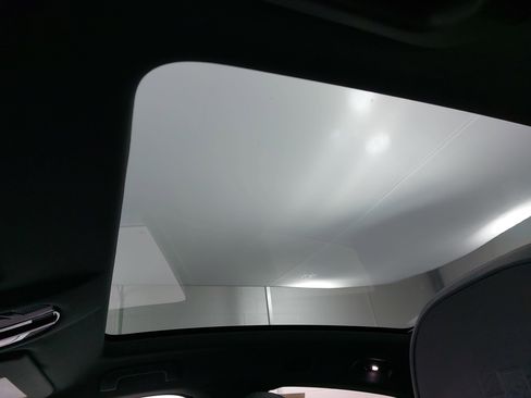 Used 2022 Porsche Cayenne E-Hybrid Coupe image 32