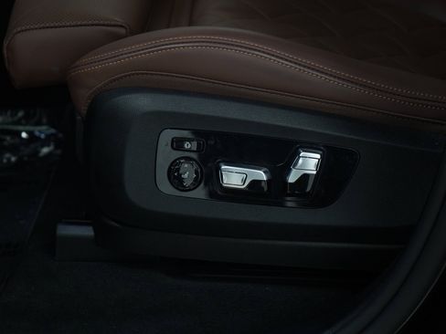 Used 2026 BMW X5 xDrive40i AWD/4WD image 25
