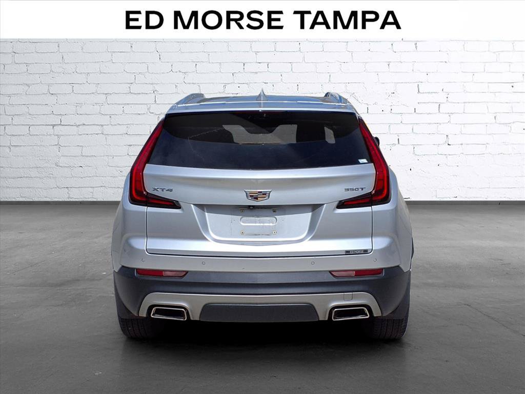 Used 2021 Cadillac XT4 Premium Luxury w/ Enhanced Visibility Package FWD image 4