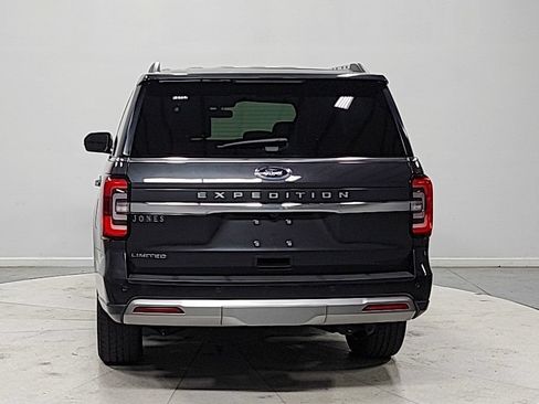 Used 2022 Ford Expedition Limited RWD image 6